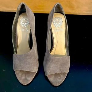 Vince Camuto Grey suede  4” heel